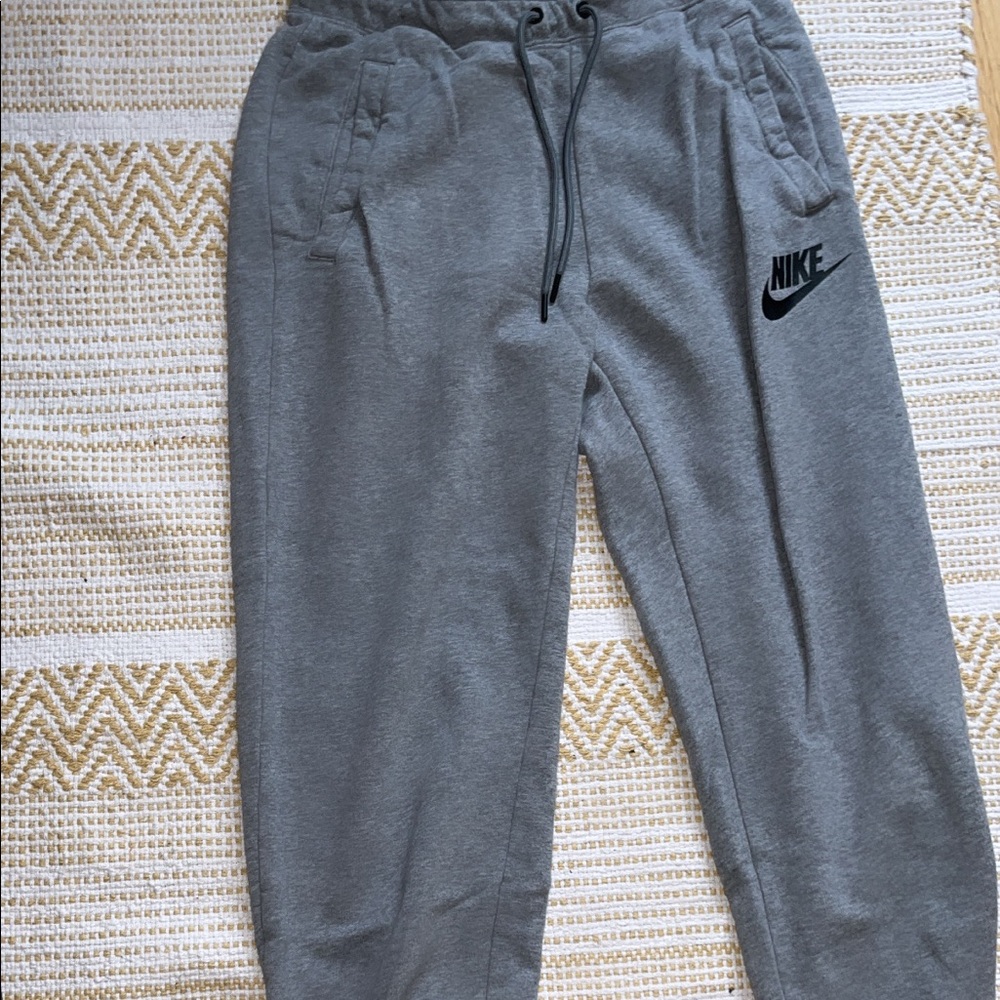 Nike joggers